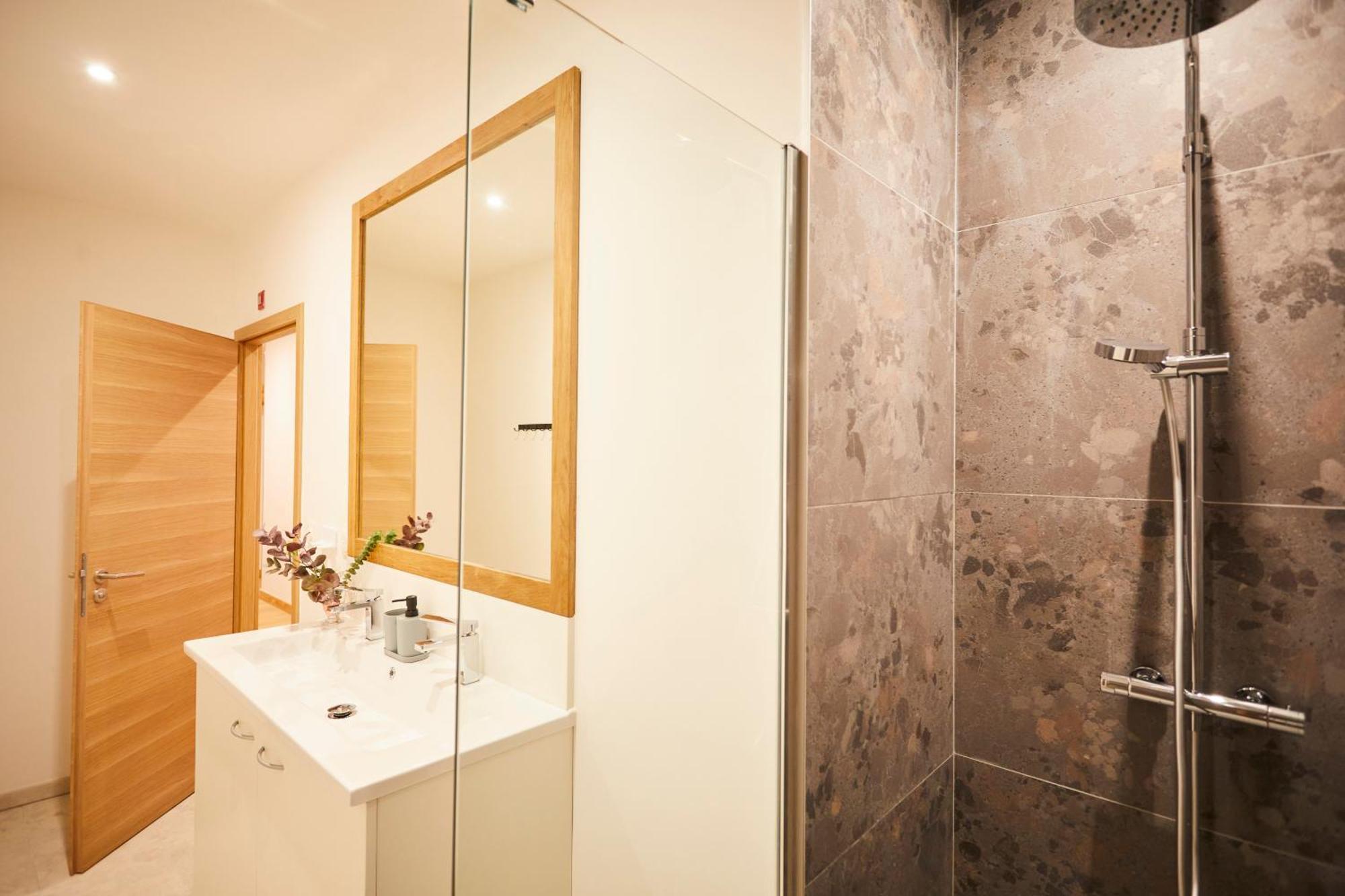 Chalet La Forgerie Piscine Jacuzzi Cinema エクステリア 写真