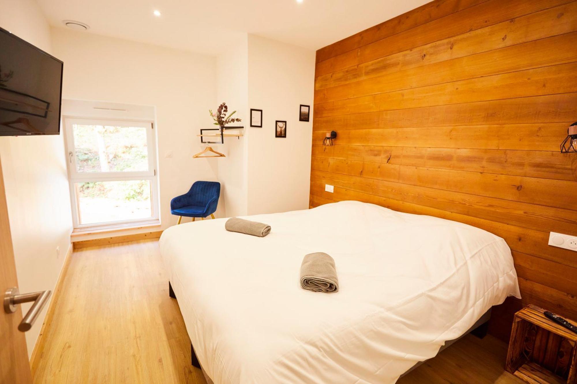 Chalet La Forgerie Piscine Jacuzzi Cinema エクステリア 写真