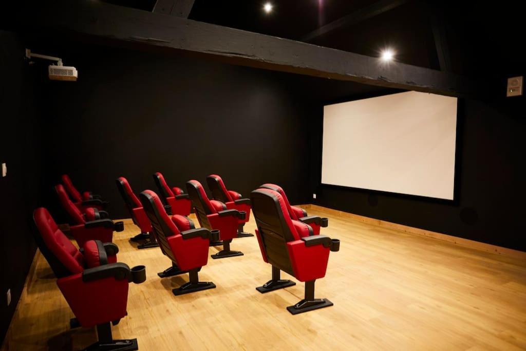 Chalet La Forgerie Piscine Jacuzzi Cinema エクステリア 写真